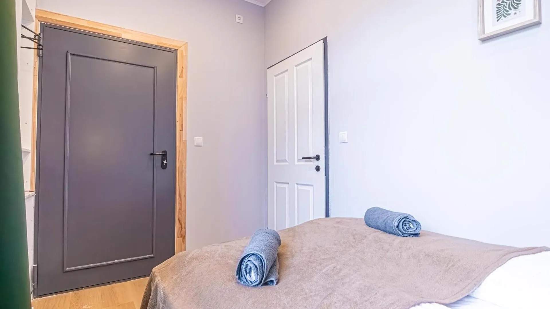 Multiple Apartments And Rooms At The Heart Of Vienne 0*,  Autriche