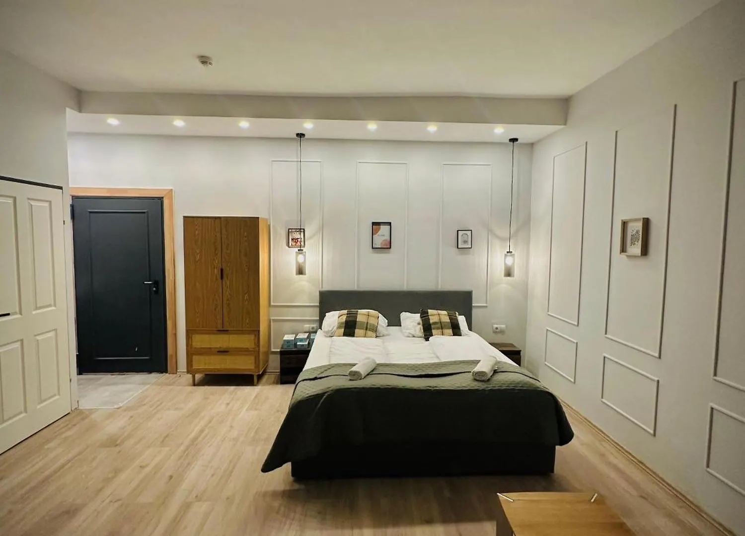 Multiple Apartments And Rooms At The Heart Of Vienna Austria