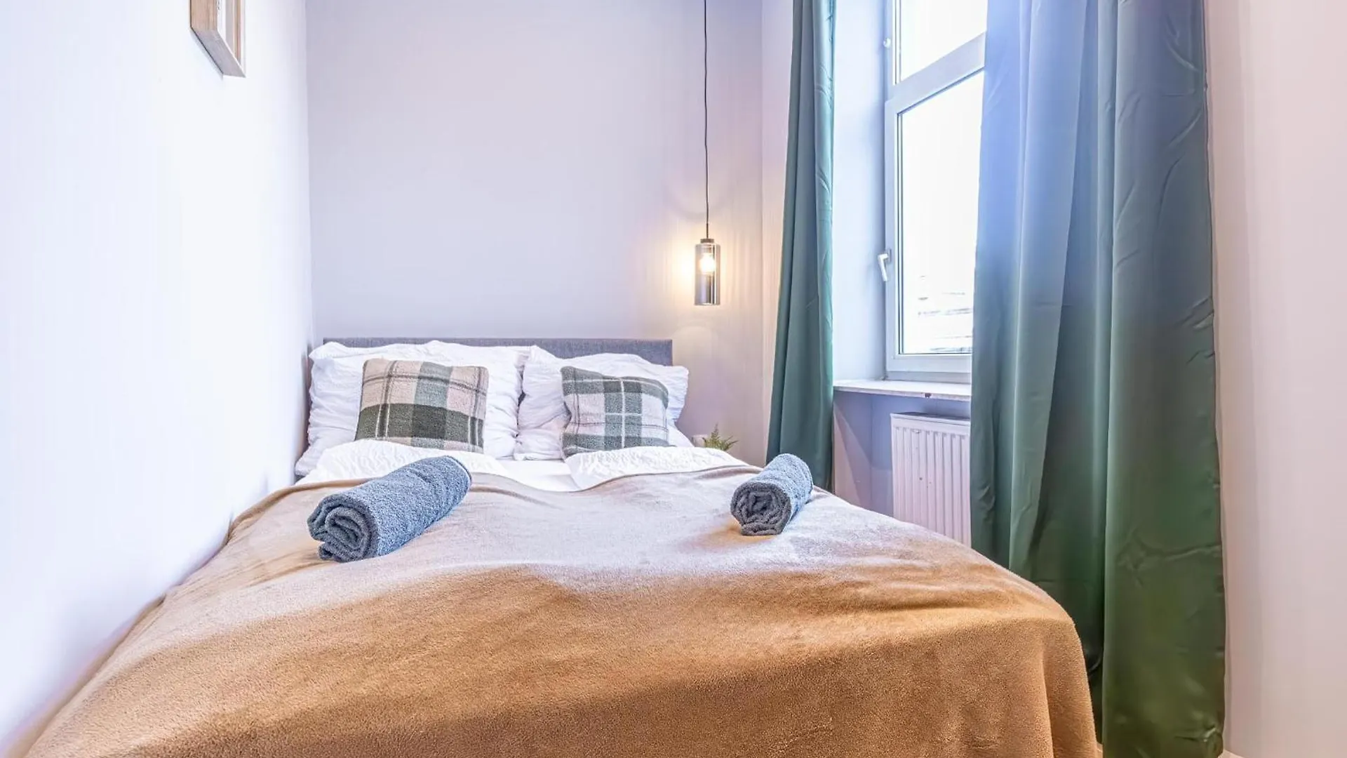 Multiple Apartments And Rooms At The Heart Of Vienna